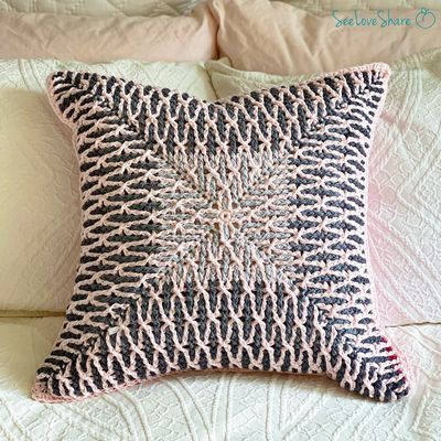 Free Crochet Brioche Stitch Ombre Pillow Pattern