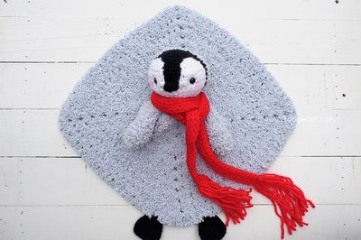Free Crochet Baby Penguin Blanket Pattern
